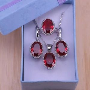 Precious silver jewelry set!  🤩